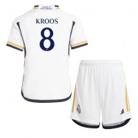 Real Madrid Toni Kroos #8 Domáci Detský futbalový dres 2023-24 Krátky Rukáv (+ trenírky)